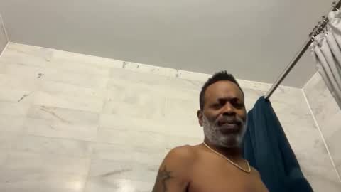 Snapshot of theblacklordmaster chatting on 06.10.26 theblacklordmaster online show from 06.10.26
