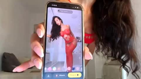 Snapshot of thebluelagoon30 chatting on 10.31.25 valeria online show from 10.31.25