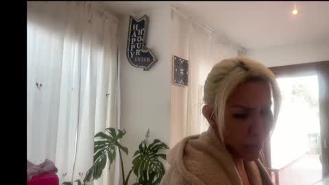 Snapshot of thecontcobracock24cm chatting on 01.13.25 thecontcobracock24cm online show from 01.13.25