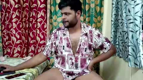 Snapshot of thecuteboyy chatting on 05.21.26 thecuteboyy online show from 05.21.26