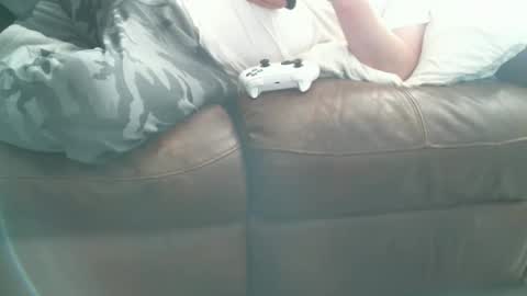 Snapshot of thedalenator chatting on 10.16.25 thedalenator online show from 10.16.25