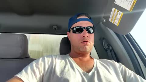 Snapshot of thedonald911 chatting on 01.17.25 Carter Bates online show from 01.17.25