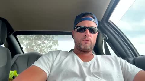 Snapshot of thedonald911 chatting on 09.30.25 Carter Bates online show from 09.30.25