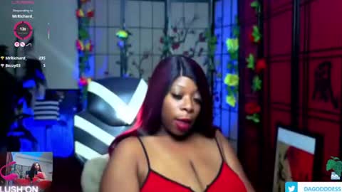 Snapshot of theecaramelgodddess chatting on 07.02.26 DaGodddess online show from 07.02.26
