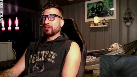 Snapshot of theehhteam chatting on 09.23.25 H online show from 09.23.25