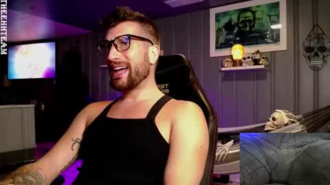 Snapshot of theehhteam chatting on 09.26.25 H online show from 09.26.25