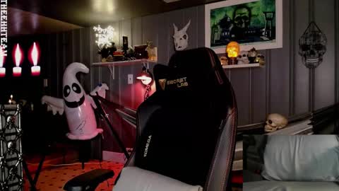 Snapshot of theehhteam chatting on 09.29.25 H online show from 09.29.25