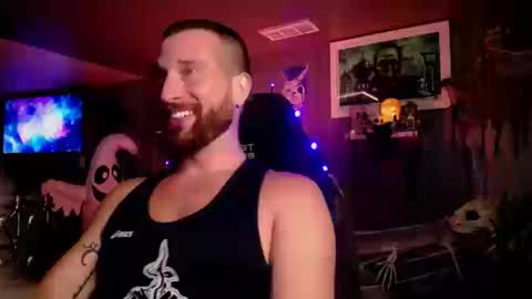 Snapshot of theehhteam chatting on 10.17.25 H online show from 10.17.25