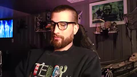 Snapshot of theehhteam chatting on 10.27.25 H online show from 10.27.25