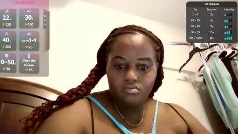 TheeTashelly online show from 11.27.25