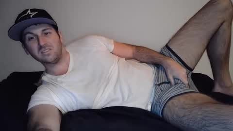 Snapshot of theetwohander chatting on 03.06.25 Theetwohander online show from 03.06.25