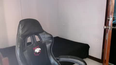 Jaycee online show from 01.02.25