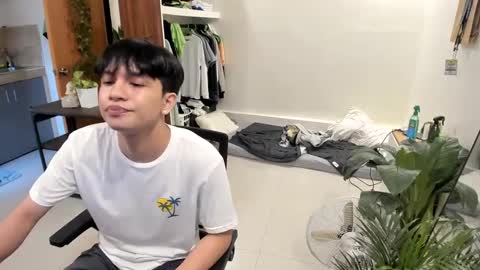 Green online show from 12.31.24