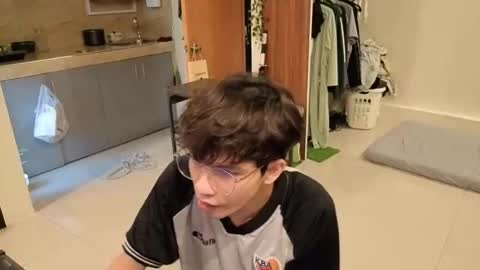 Green online show from 12.23.25