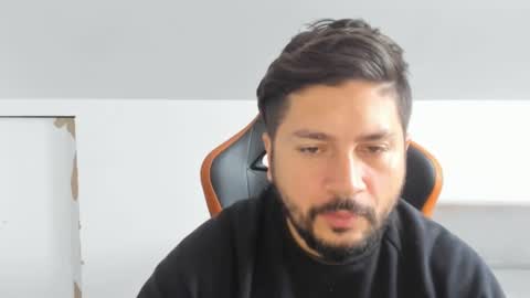 Snapshot of theguardian7 chatting on 10.30.25 theguardian7 online show from 10.30.25