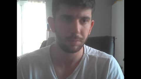 Snapshot of thehamlaaa chatting on 10.17.25 thehamlaaa online show from 10.17.25