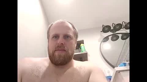 Snapshot of thehammerxx chatting on 10.21.25 thehammerxx online show from 10.21.25