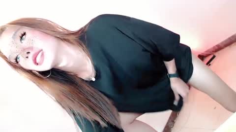 Snapshot of thehornygirl_laisa chatting on 01.09.25 laisa online show from 01.09.25