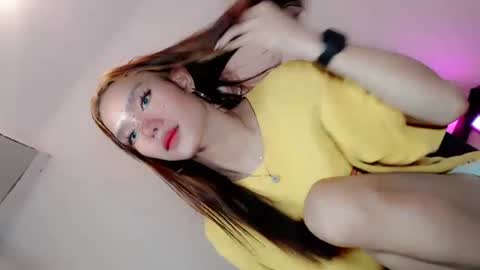 Snapshot of thehornygirl_laisa chatting on 01.12.25 laisa online show from 01.12.25