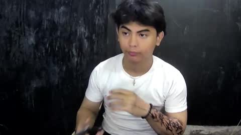 Xerxis online show from 03.03.25