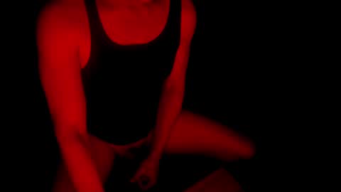 Snapshot of thehungmantis chatting on 11.21.25 thehungmantis online show from 11.21.25