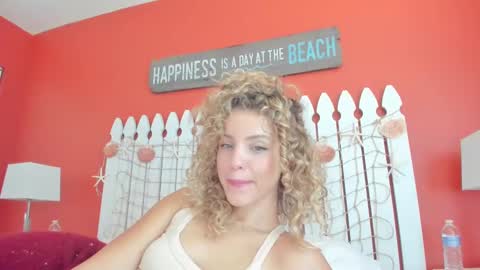 Lily Marie online show from 01.01.25
