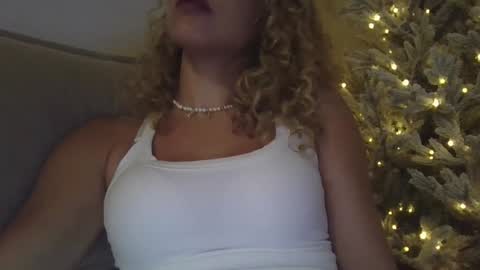 Lily Marie online show from 03.05.25