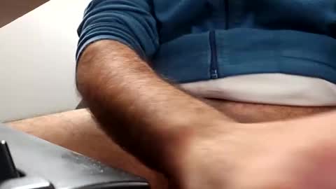 theking12321149290 online show from 12.10.24