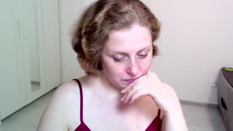 Ella online show from 12.15.24