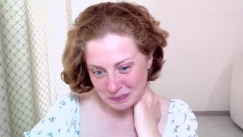 Ella online show from 09.26.25