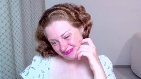 Ella online show from 10.12.25