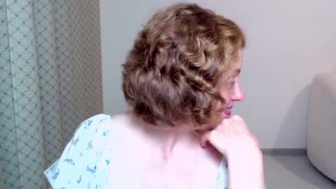 Ella online show from 10.18.25