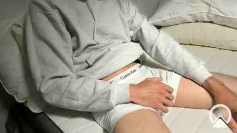 Snapshot of themarkbator chatting on 11.03.25 TheMarkBator online show from 11.03.25