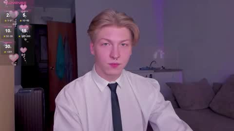 Snapshot of themikesever chatting on 11.15.25 Sever online show from 11.15.25