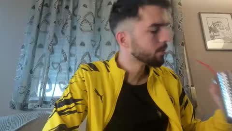 Snapshot of themmistokles chatting on 12.20.24 themmistokles online show from 12.20.24