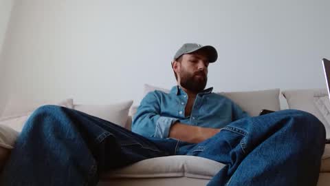 TheMonarchGoat online show from 09.17.25