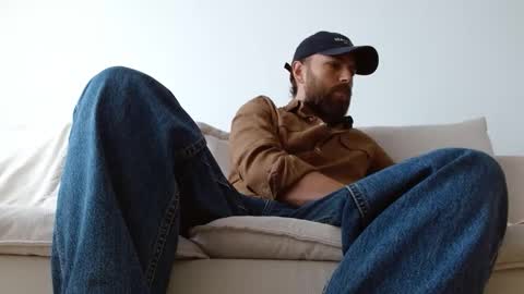 TheMonarchGoat online show from 12.04.25