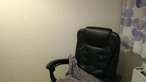 Snapshot of themusclefactory chatting on 10.17.25 TheMuscleFactory online show from 10.17.25