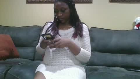 TheNaturalGoddess online show from 12.18.24