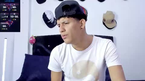 Snapshot of theo_bigcock_ chatting on 06.19.26 Theo online show from 06.19.26