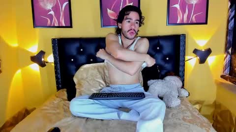 theo_riviera online show from 05.20.26