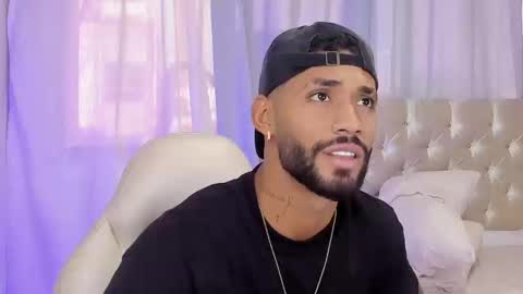 Theo Sky online show from 09.22.25