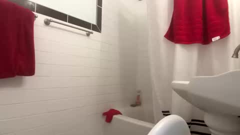 Snapshot of theonlyboi43ver chatting on 10.09.25 theonlyboi43ver online show from 10.09.25