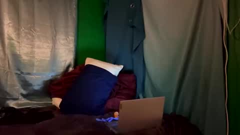 Snapshot of theonlyboi43ver chatting on 10.15.25 theonlyboi43ver online show from 10.15.25