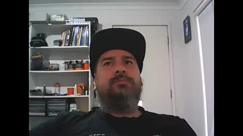Snapshot of theozbeardguy chatting on 10.20.25 aussiebeard online show from 10.20.25