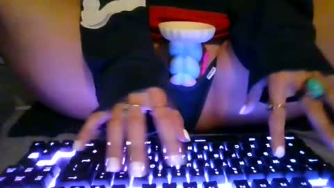 the peach princess  online show from 07.06.26