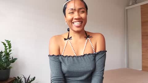 YAYA  online show from 02.04.25