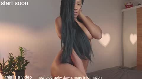 YAYA  online show from 09.19.25