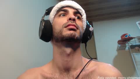 Snapshot of therazhanen chatting on 12.30.24 Santiago Enrique online show from 12.30.24