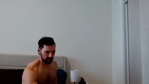 Yoshi online show from 10.10.25